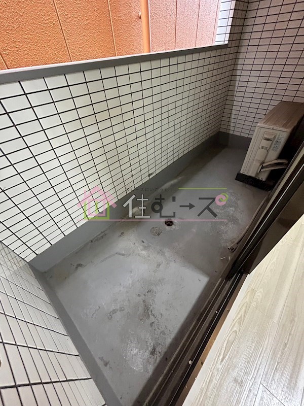 ロイヤル加美北 ベランダ