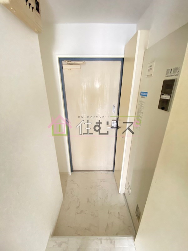 オプスMITSUYA 玄関