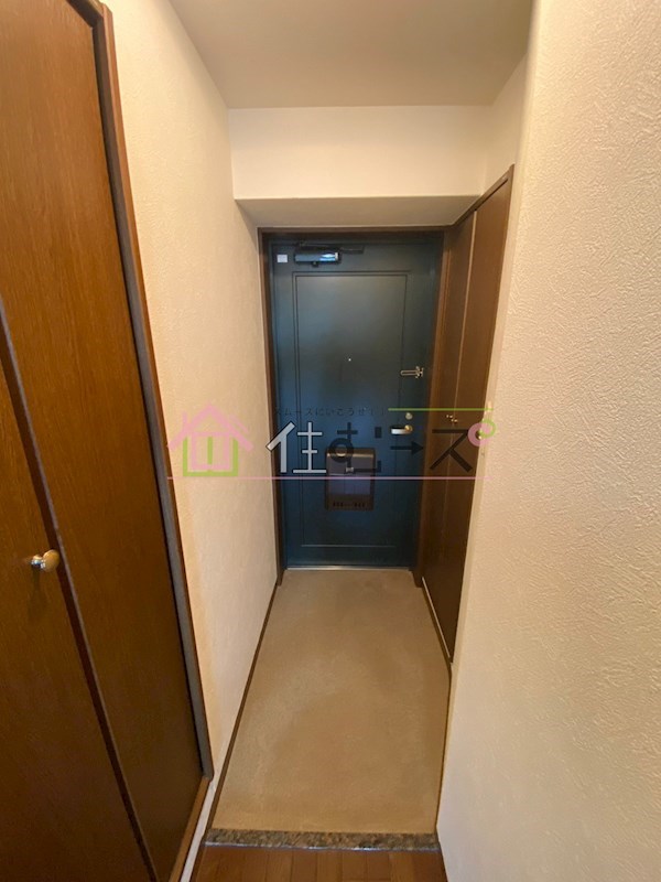 プレサンス難波東 玄関