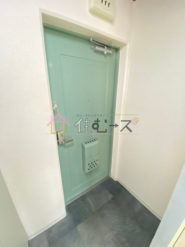 パレ・ドゥ・ナカミヤ 玄関