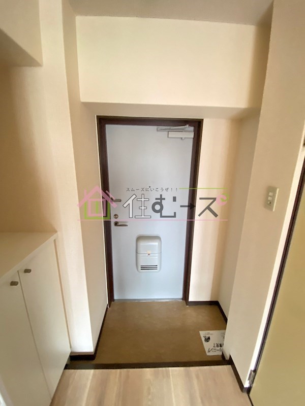 インターナショナル関目 玄関