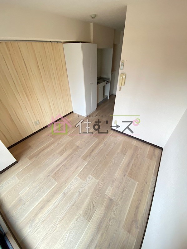 インターナショナル関目 リビング