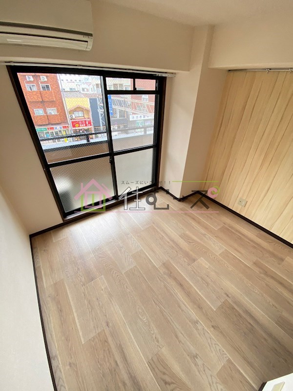 インターナショナル関目 ベッドルーム