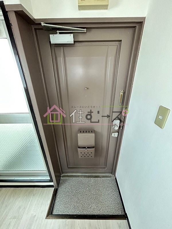 OLA COURT田辺 玄関