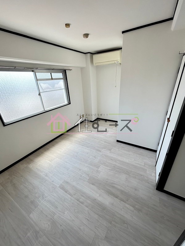 OLA COURT田辺 ベッドルーム