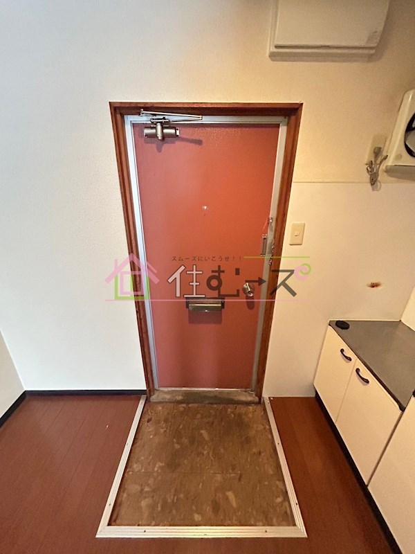 FERRAⅡ番館 玄関