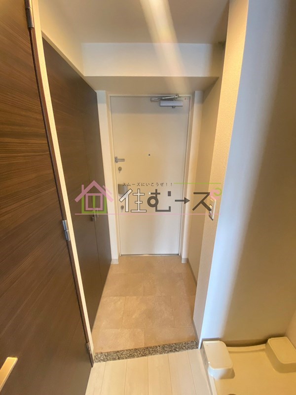 エステムコートディアシティWEST 玄関