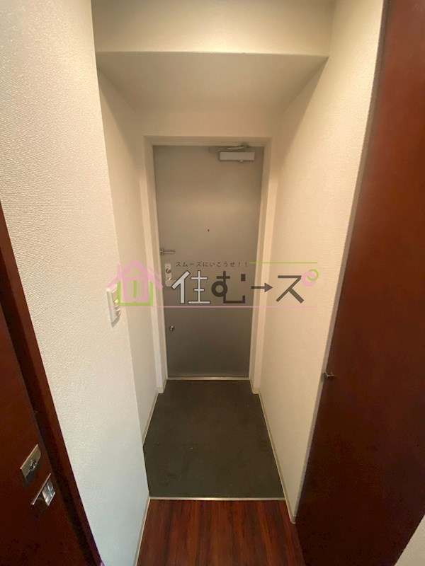 W.O.B SHINMACHI 玄関