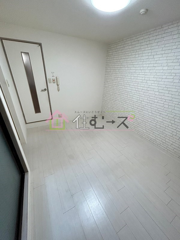 ジオナ新大阪 リビング