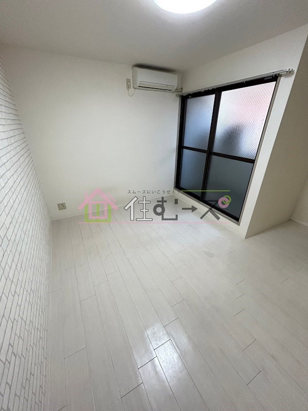 ジオナ新大阪 ベッドルーム