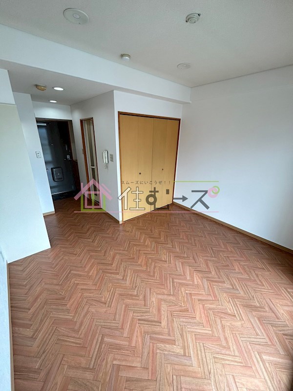 オーサムMK鶴橋 リビング