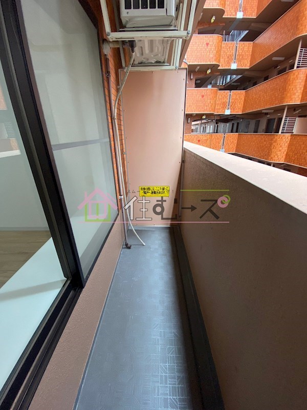 ライオンズマンション新大阪第5  ベランダ