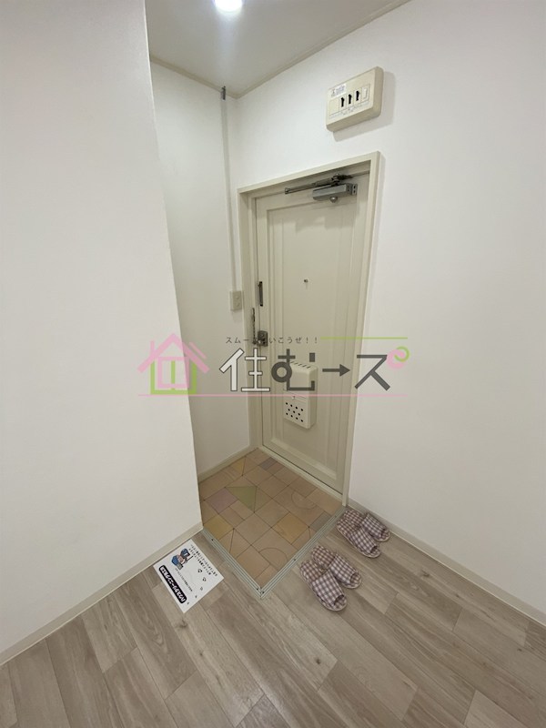 昭和天一ビル 玄関