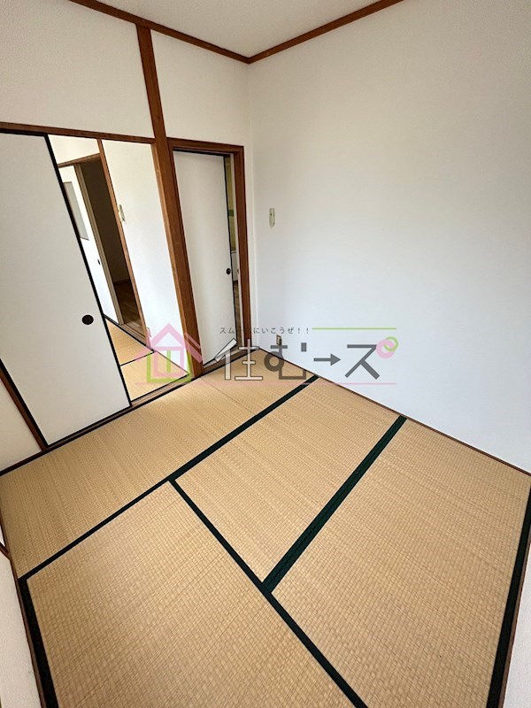 シャンブル北加賀屋 リビング