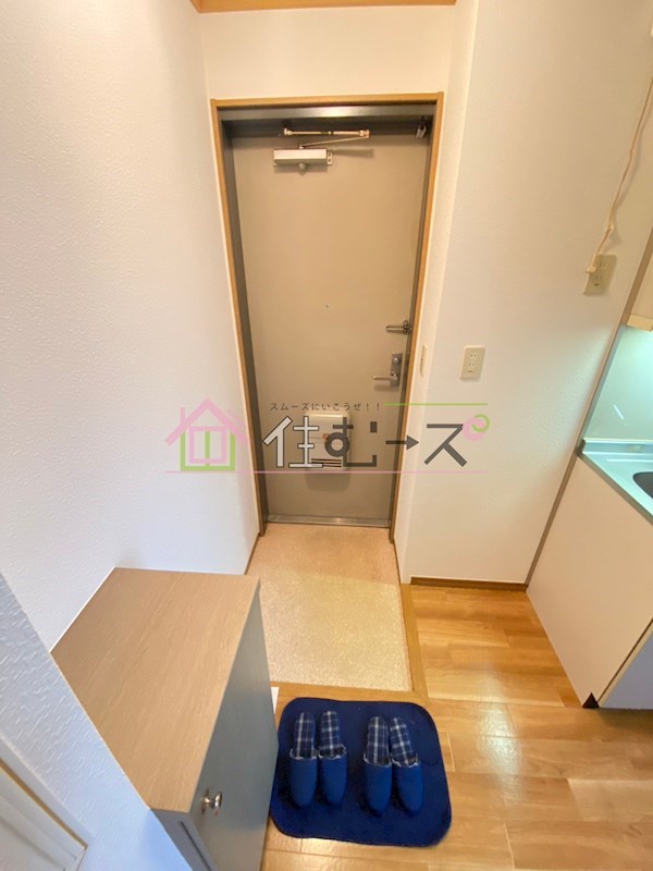 メゾンメテオール 玄関