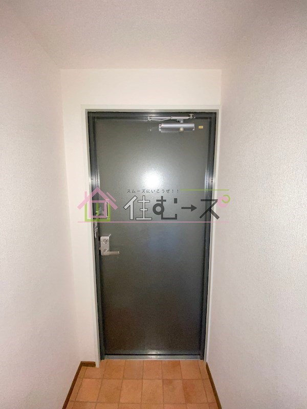 レガーレ駒川 玄関