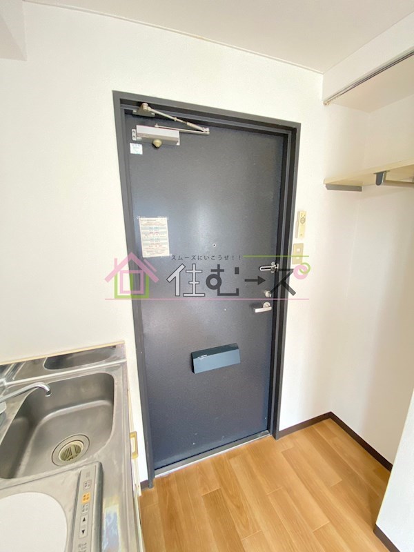 昭和グランドハイツ第2菅栄 玄関