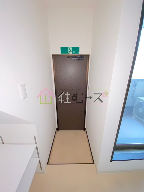 千本中賃貸 玄関