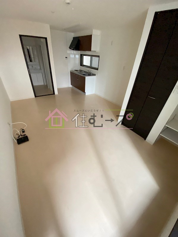 千本中賃貸 リビング