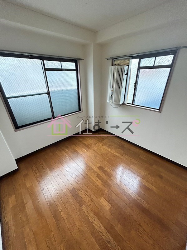 スクエアー小林 ベッドルーム