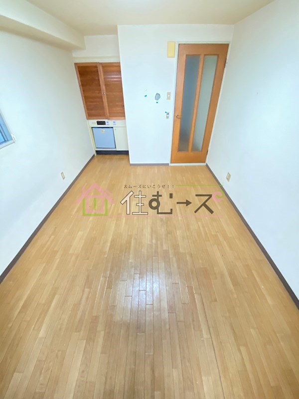 アパートメント新深江 リビング