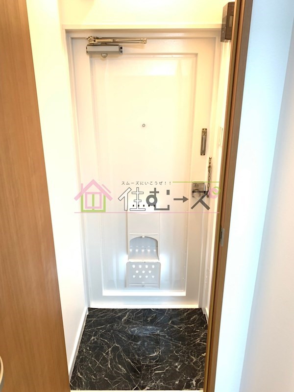 大宝　上本町ロイヤルハイツ 玄関