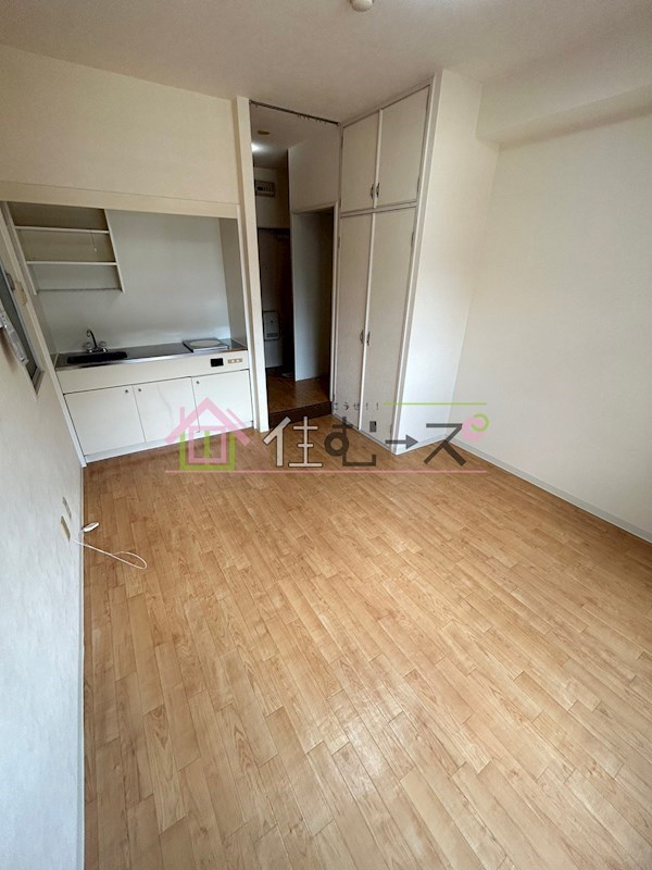 エスプライム新大阪Ⅱ リビング