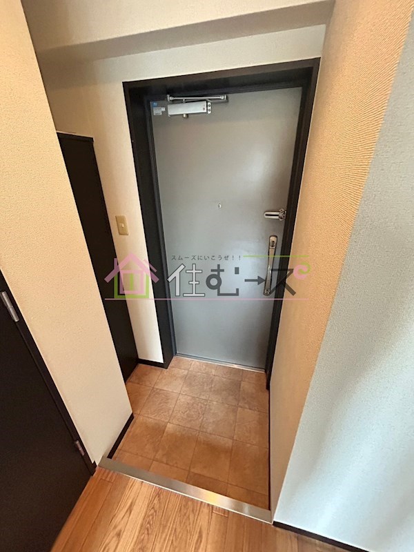 インペリアル靭本町 玄関