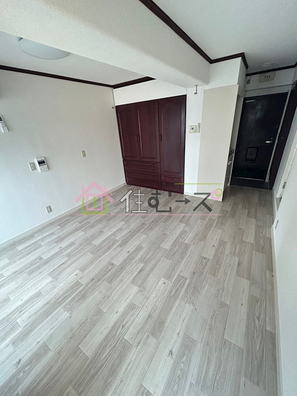 第２岡本ビル リビング