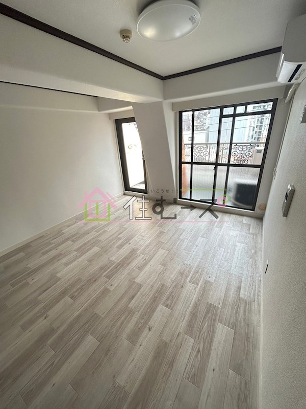 第２岡本ビル ベッドルーム