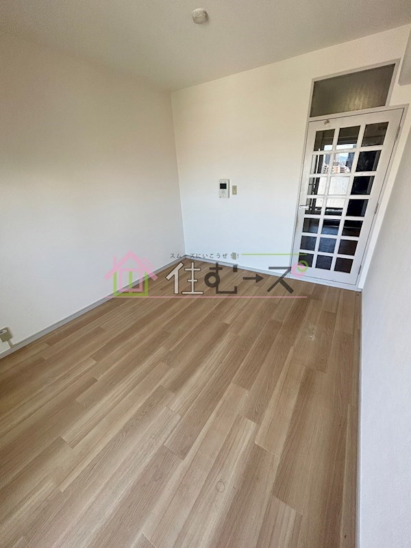 天満橋グリーンコーポラス リビング