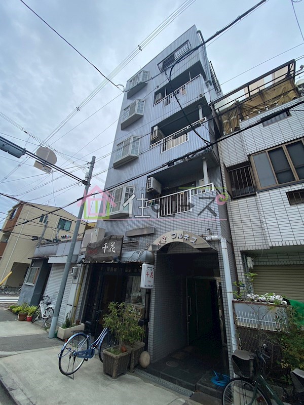 イマ・フルネス 外観