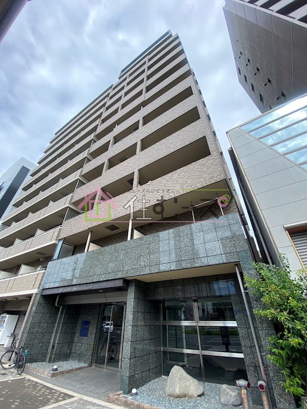 プレサンス千日前通 外観
