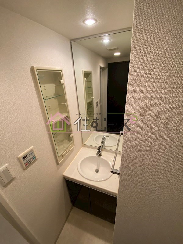 S-RESIDENCE難波Viale 洗面所