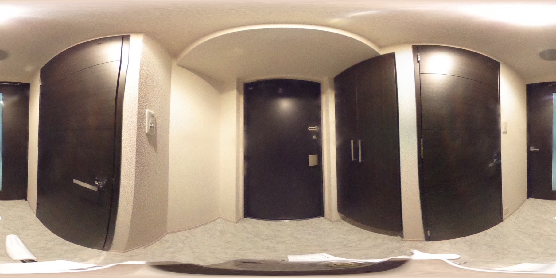 S-RESIDENCE難波Viale 玄関