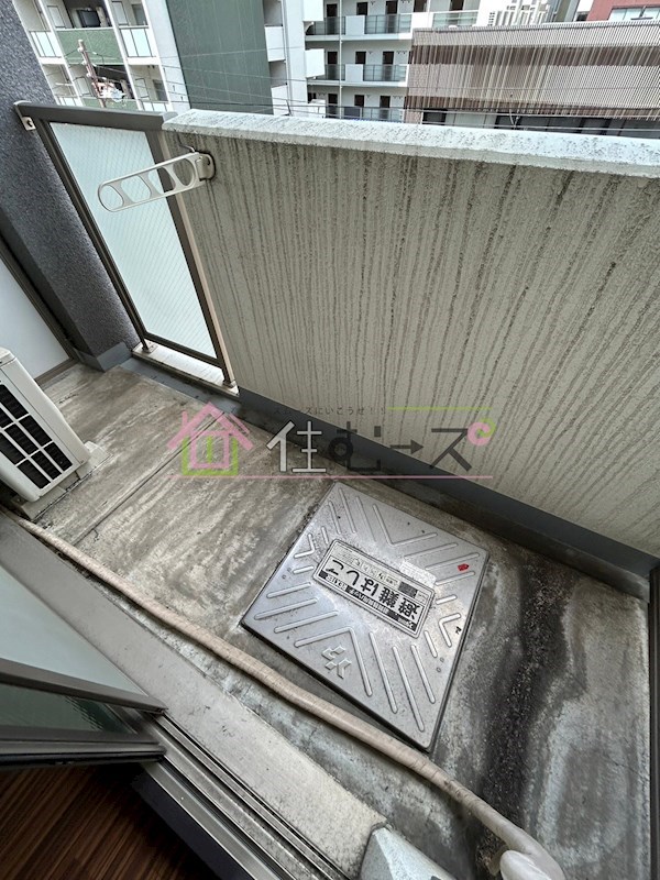 インペリアル靭本町 ベランダ