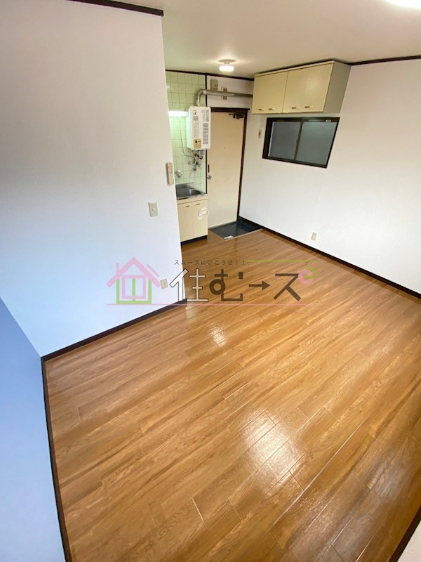 アベニューホワイト リビング