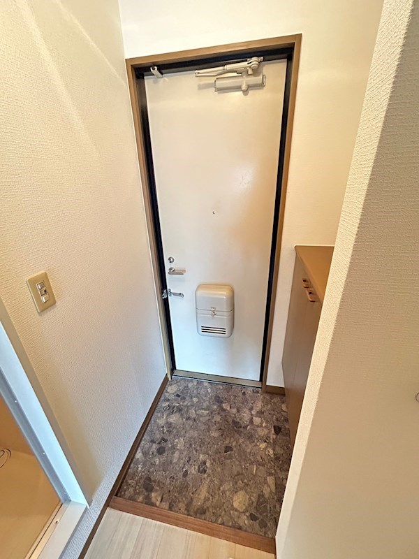 サニーコート加美西Ⅰ 玄関