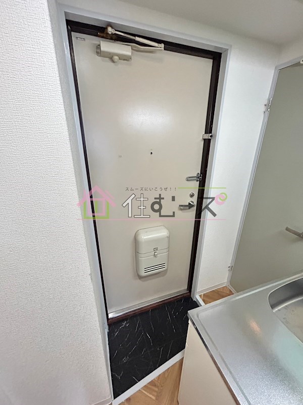オーキッドコート田辺 玄関
