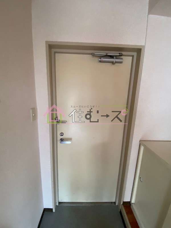 サクセス島之内 玄関