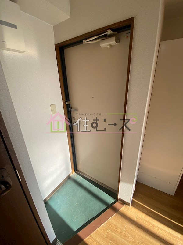 クレセール阿波座 玄関