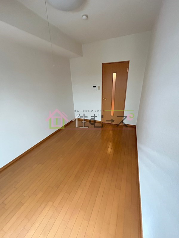 サムティ心斎橋East リビング