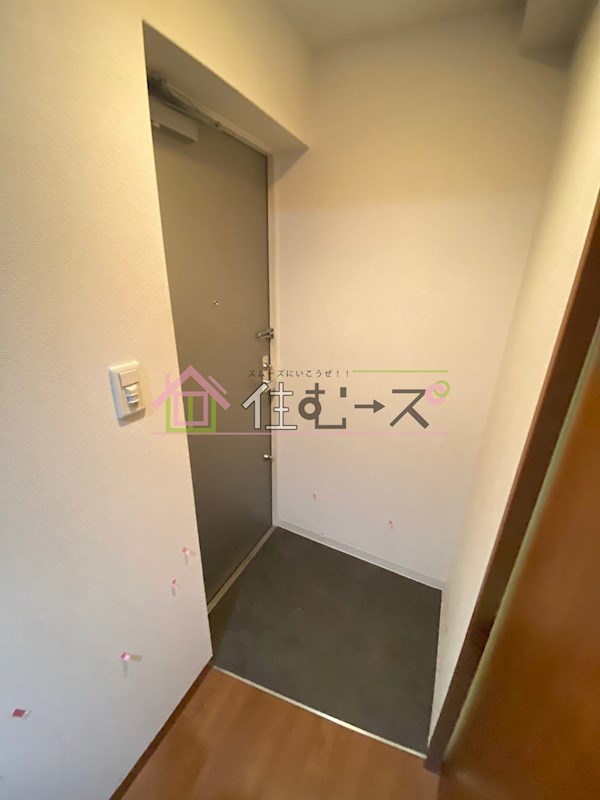 W.O.B SHINMACHI 玄関
