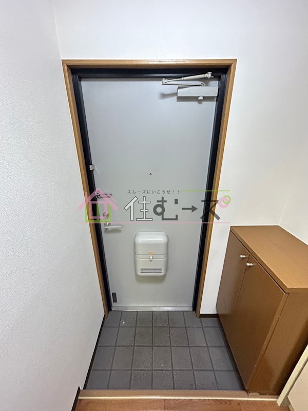 アクシリア駒川 玄関