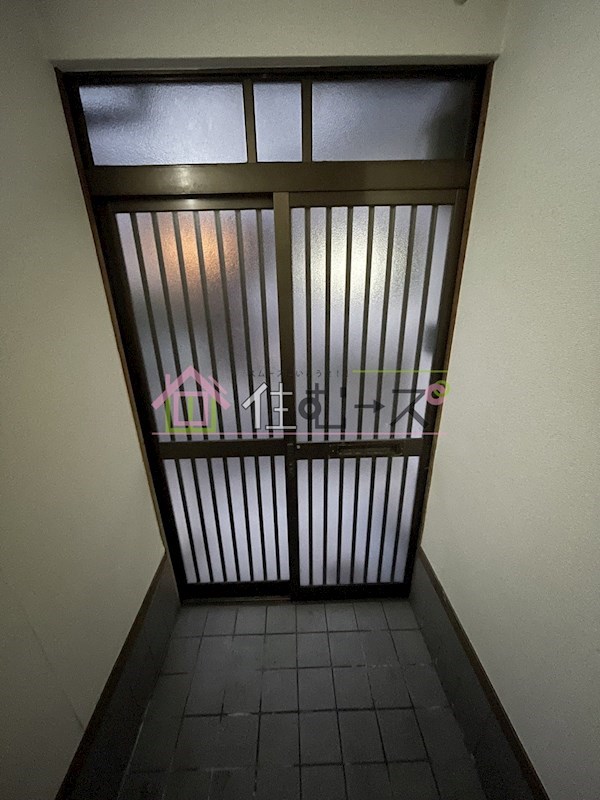 住道矢田1丁目テラスハウス 玄関