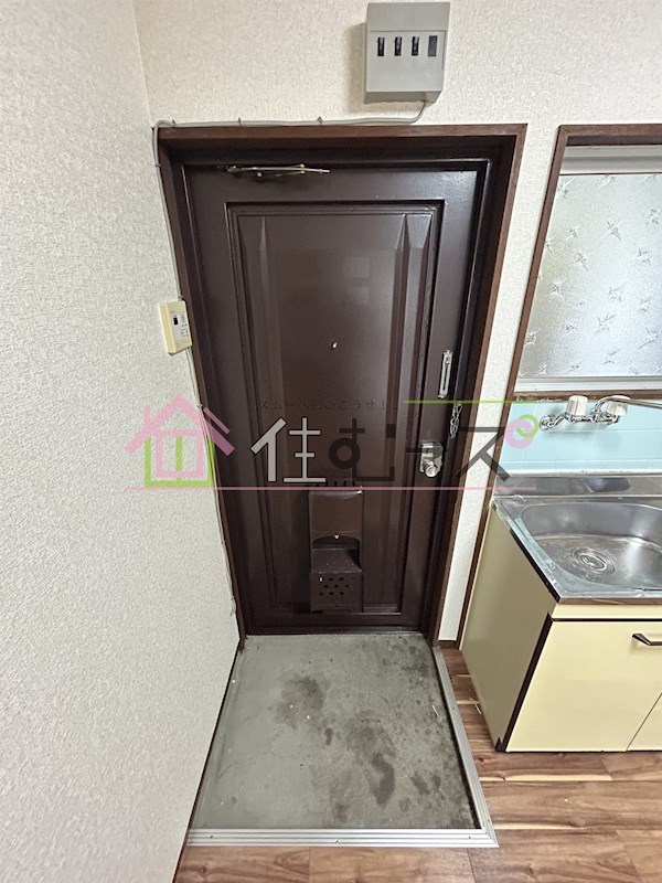 きくやマンション 玄関