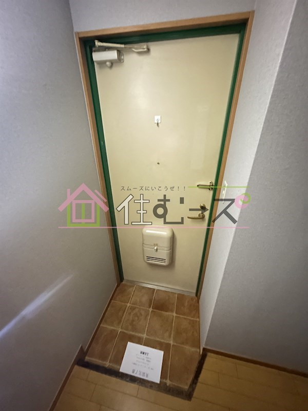 エムズビレッジ 玄関