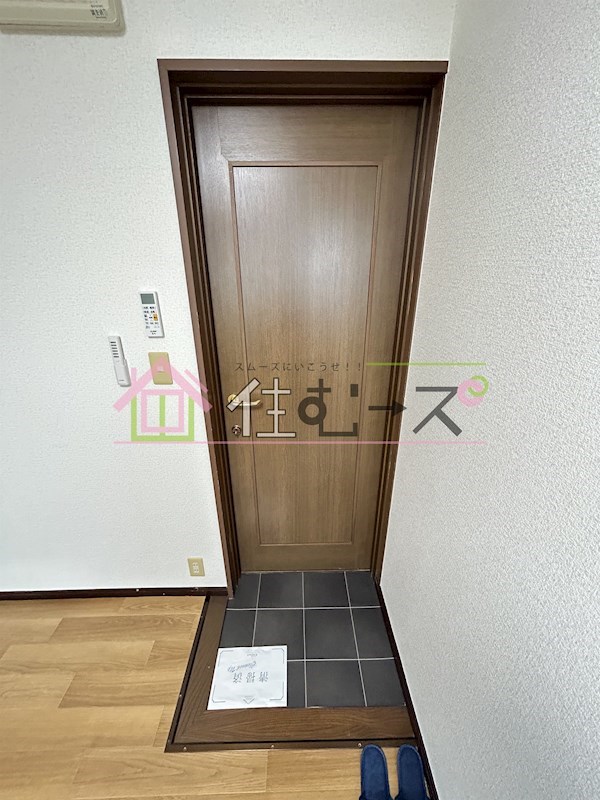 パールハイツ 玄関