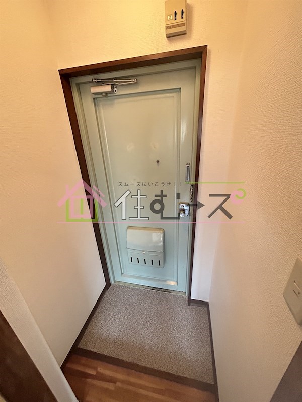 メゾン桜井 玄関