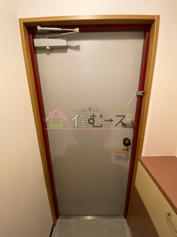 プレミアム新町Ⅲ 玄関